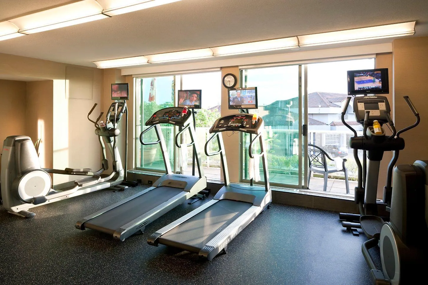 Holiday Inn Vancouver Airport Richmond, an IHG Hotel