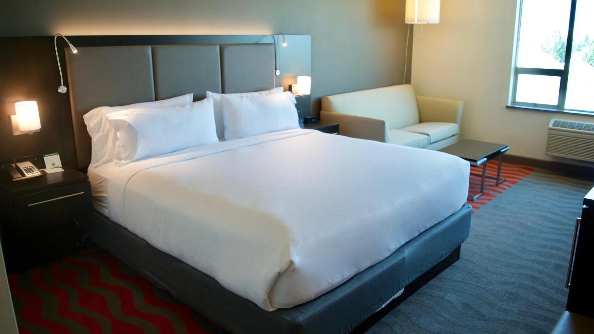 Holiday Inn Vancouver Airport Richmond, an IHG Hotel Canada