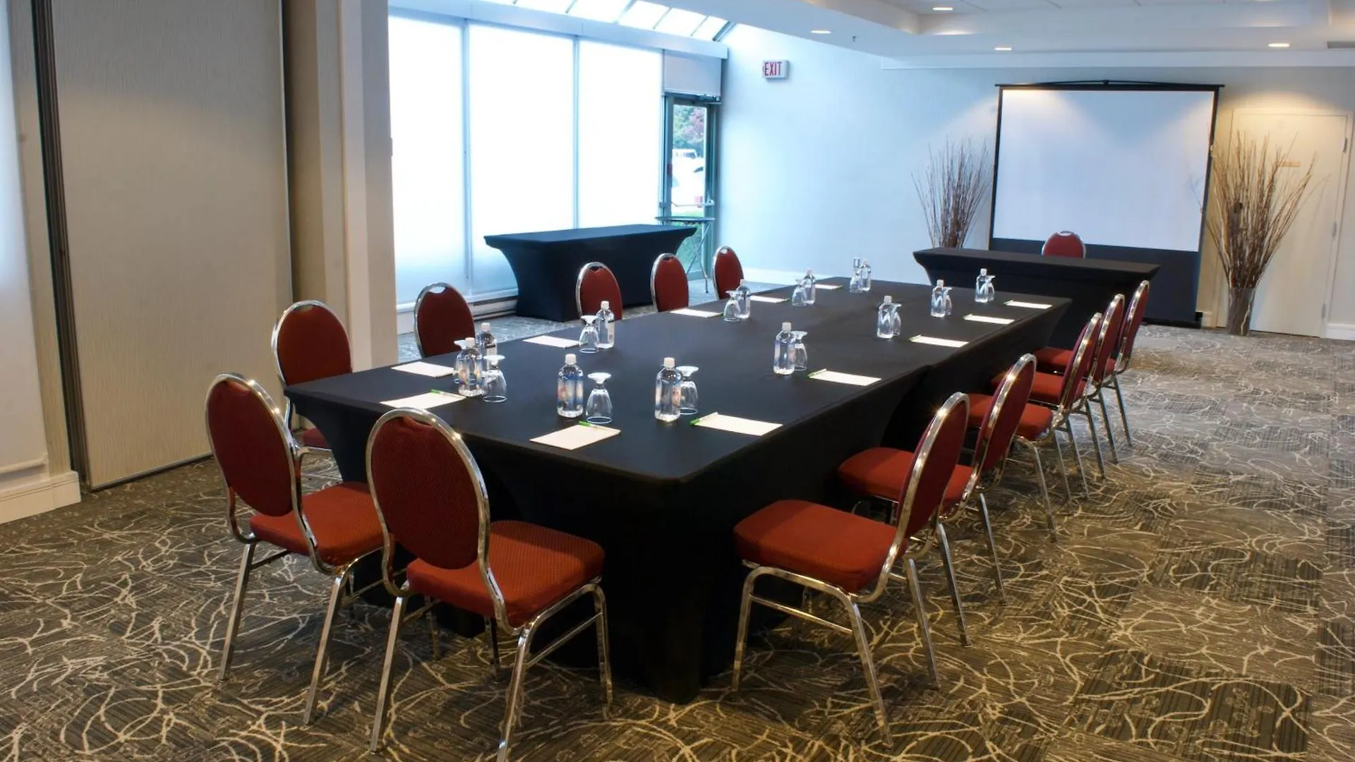 Holiday Inn Vancouver Airport Richmond, an IHG Hotel
