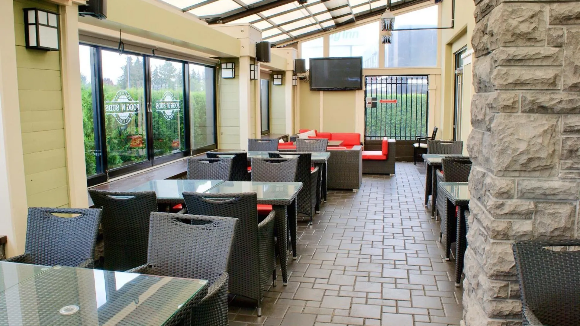 Holiday Inn Vancouver Airport Richmond, an IHG Hotel