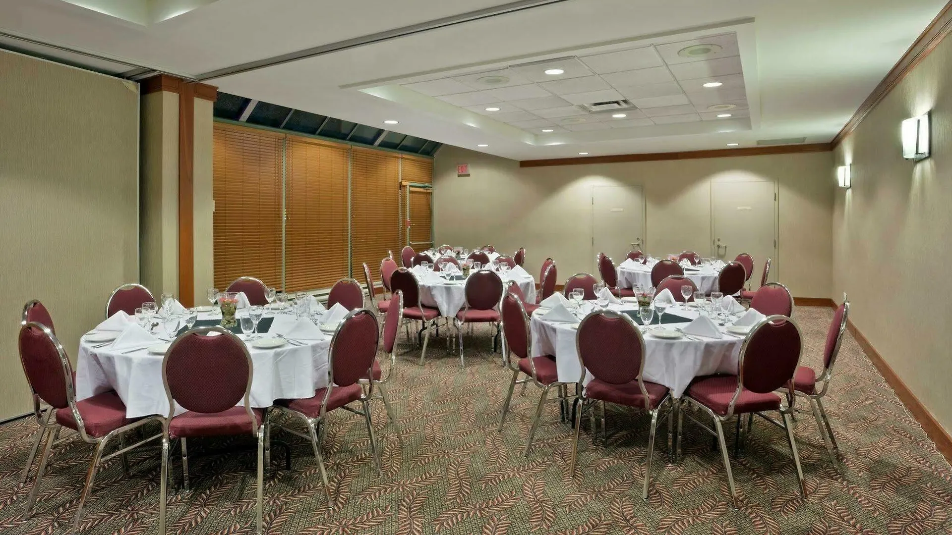 Holiday Inn Vancouver Airport Richmond, an IHG Hotel 4*, Richmond