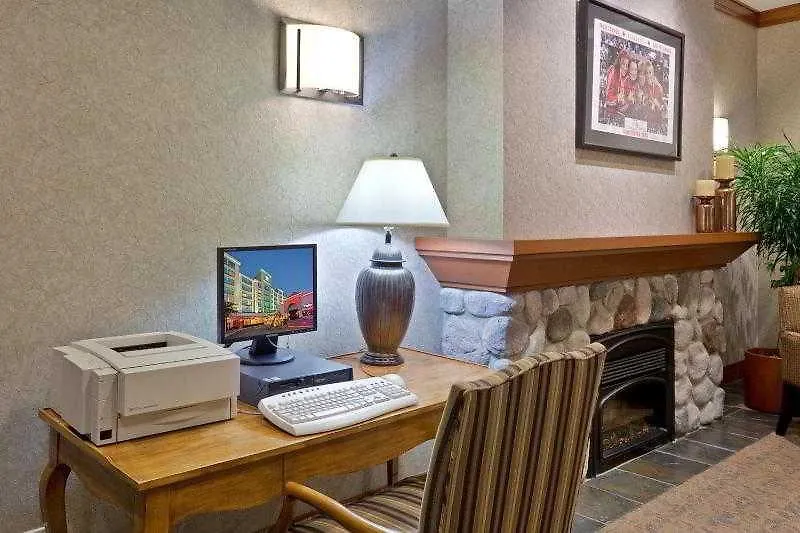 Hotel Holiday Inn Vancouver Airport Richmond By Ihg